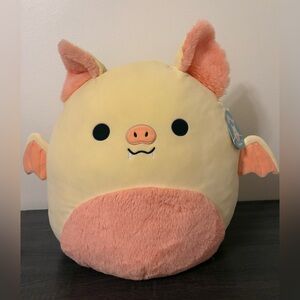 NWT Meghan The Fruit Bat 16” Squishmallow
